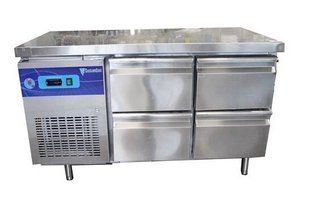 Холодильний стіл CCT-2DR4 Customcool (BP)031643 фото