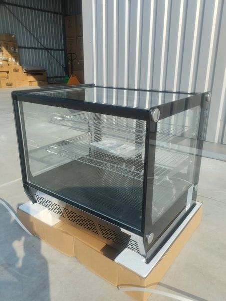 Кондитерська вітрина XCW-120 CUBE Gooder (BV)034784 фото