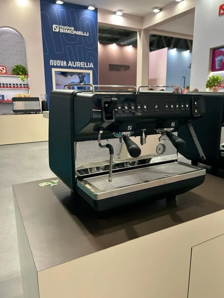 Кофемашина Appia Viva 2Gr Compact Velometrik Nuova Simonelli (AC)041485 фото
